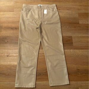 Abercrombie &Fitch Vegan Leather Pants — NWT 33/16